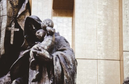 ¿Qué lugares visitar en Semana Santa? Descubre destinos en Colombia y España con TuSIM Travel